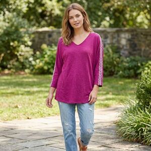 Denim & Co. Size XL V neck tunic top embroidered sleeves.